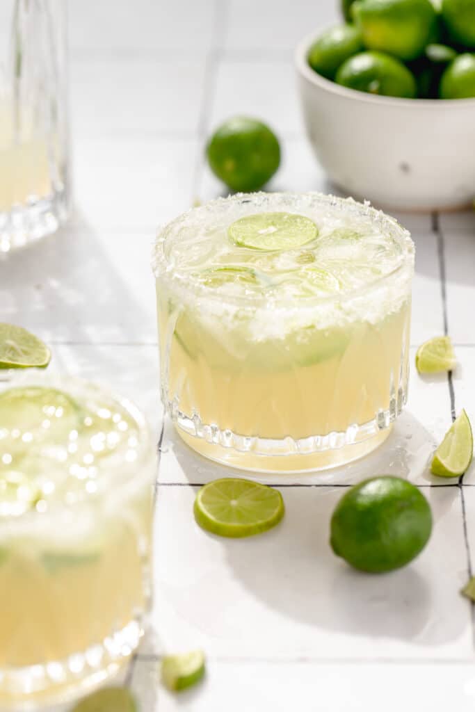 close up shot of key lime margarita