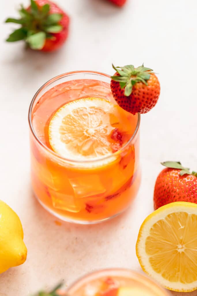 strawberry lemonade with vodka