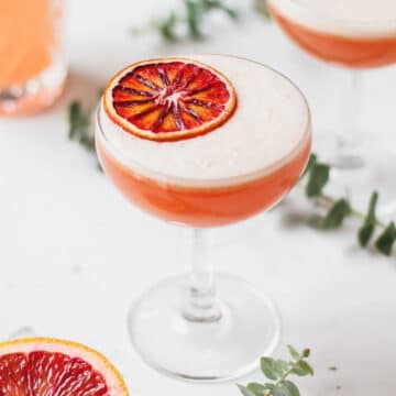 close up shot of blood orange vodka sour