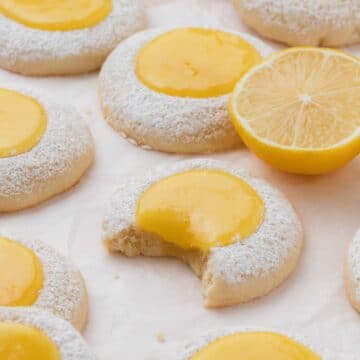close up of lemon curd cookies