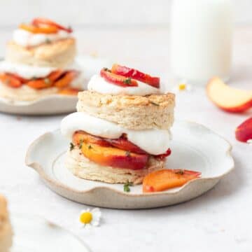 close up of roasted peach shortcake with brown butter biscuits.