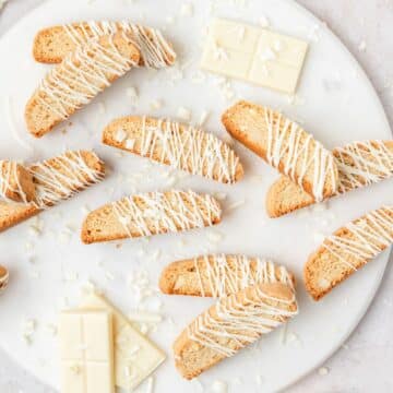 close up of white chocolate macadamia biscotti.