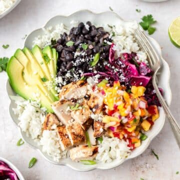 close up of chicken burrito bowls.
