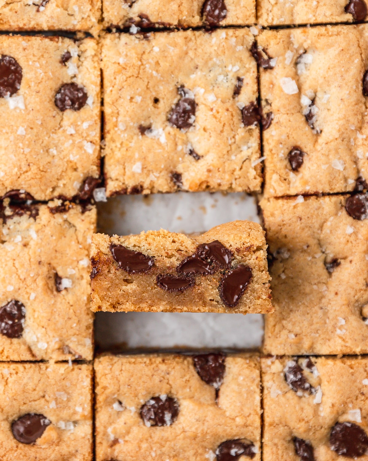 brown butter chocolate chip blondie bars.