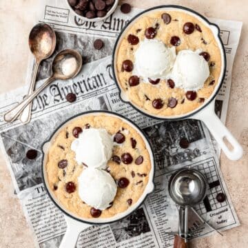 close up of mini cast iron skillet cookies.