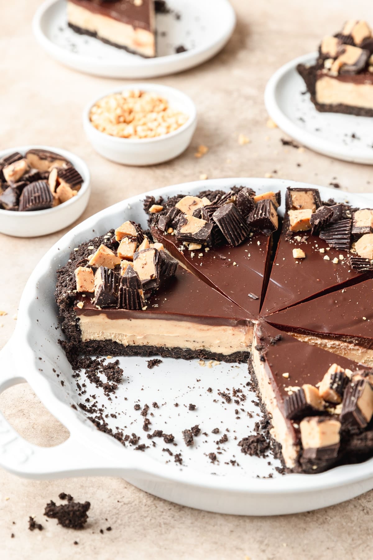 dark chocolate peanut butter pie with oreo crust.
