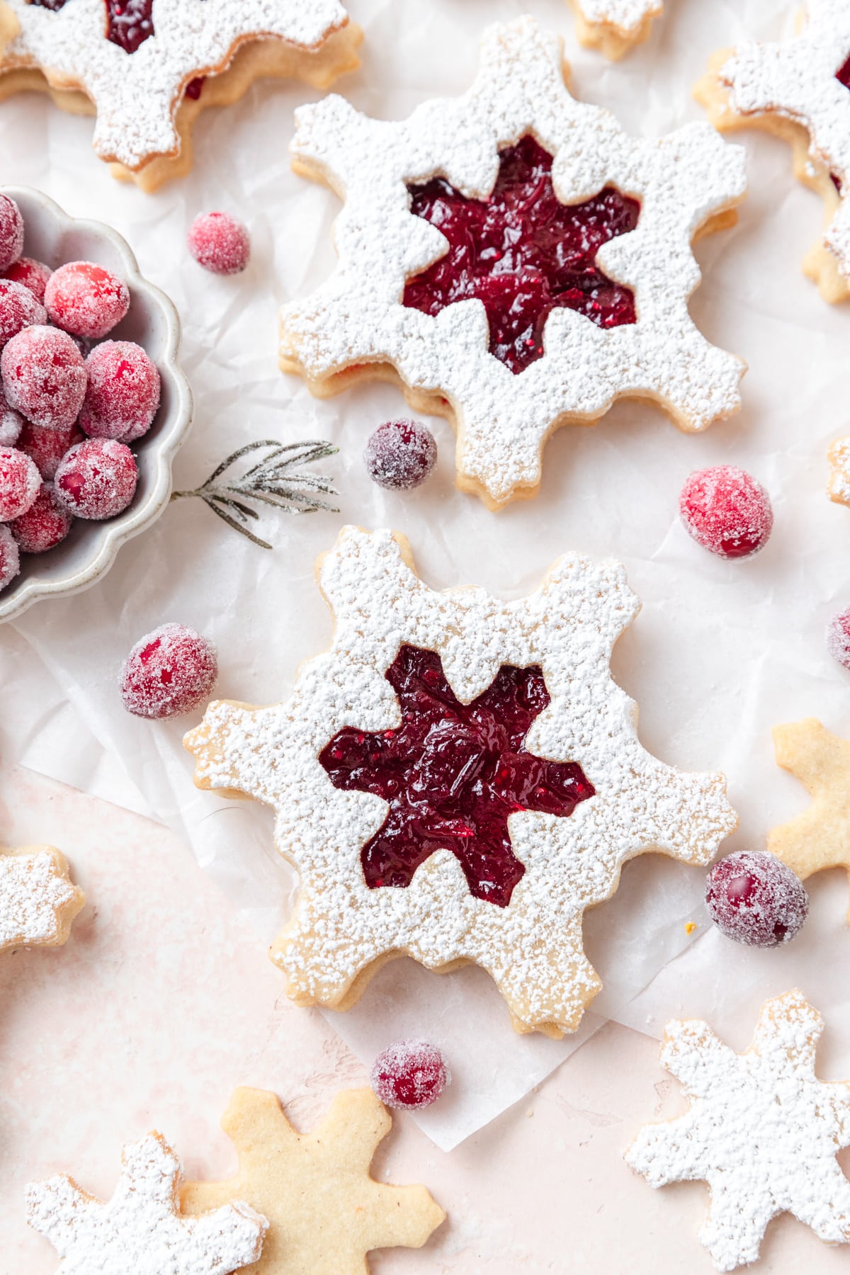 snowflake cranberry linzer cookies.