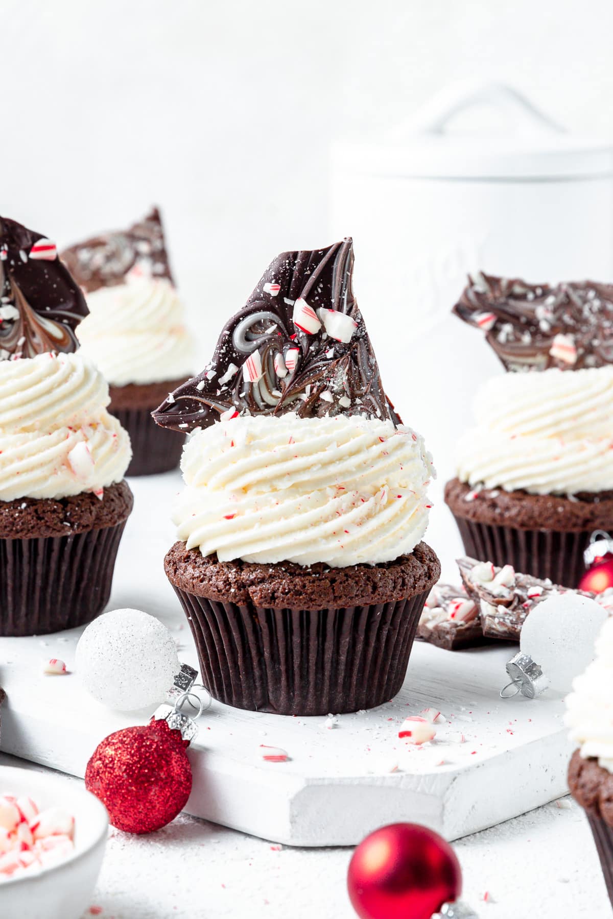 marbled peppermint bark cupcakes. 