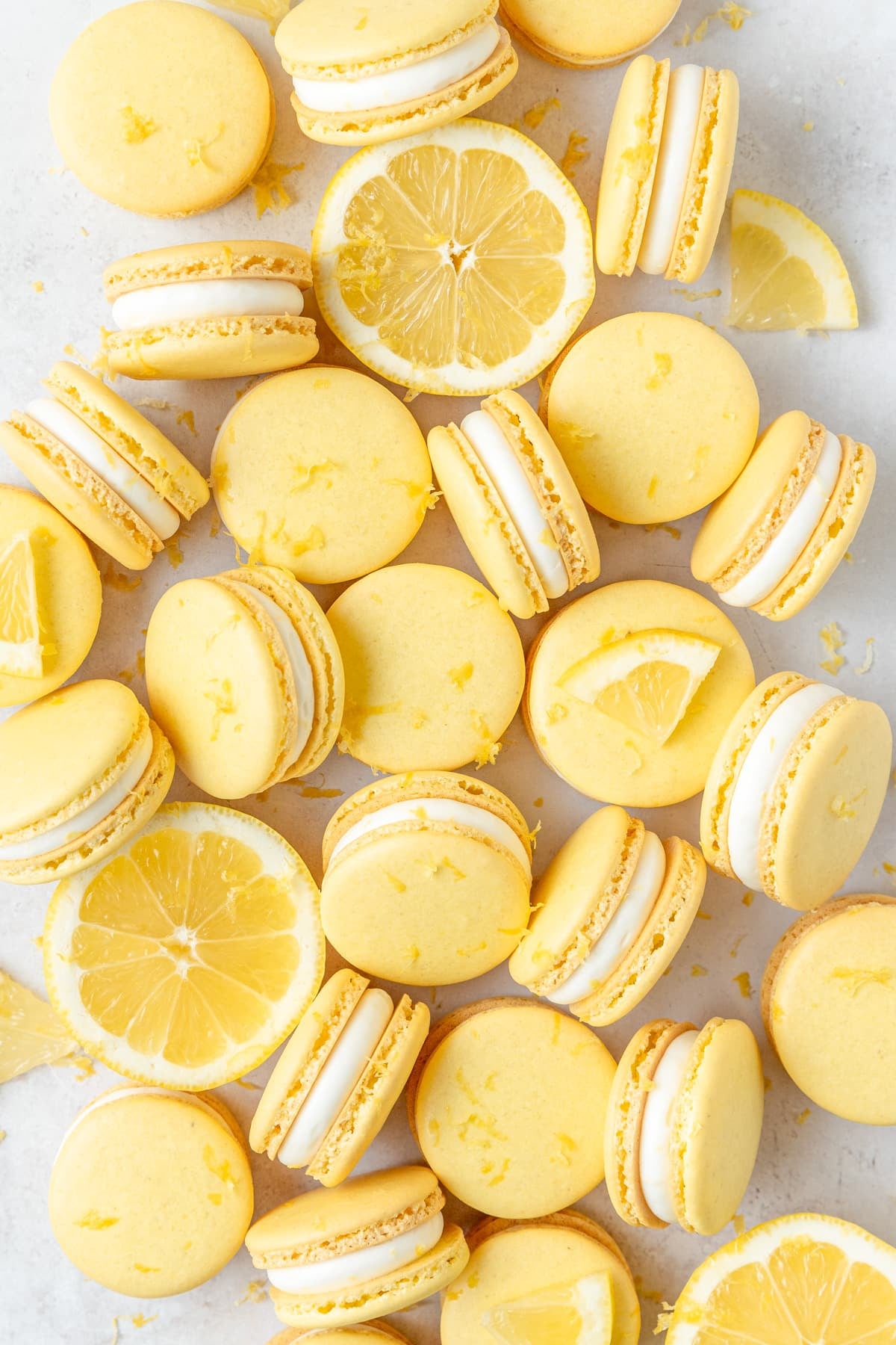 tangy lemon macarons. 