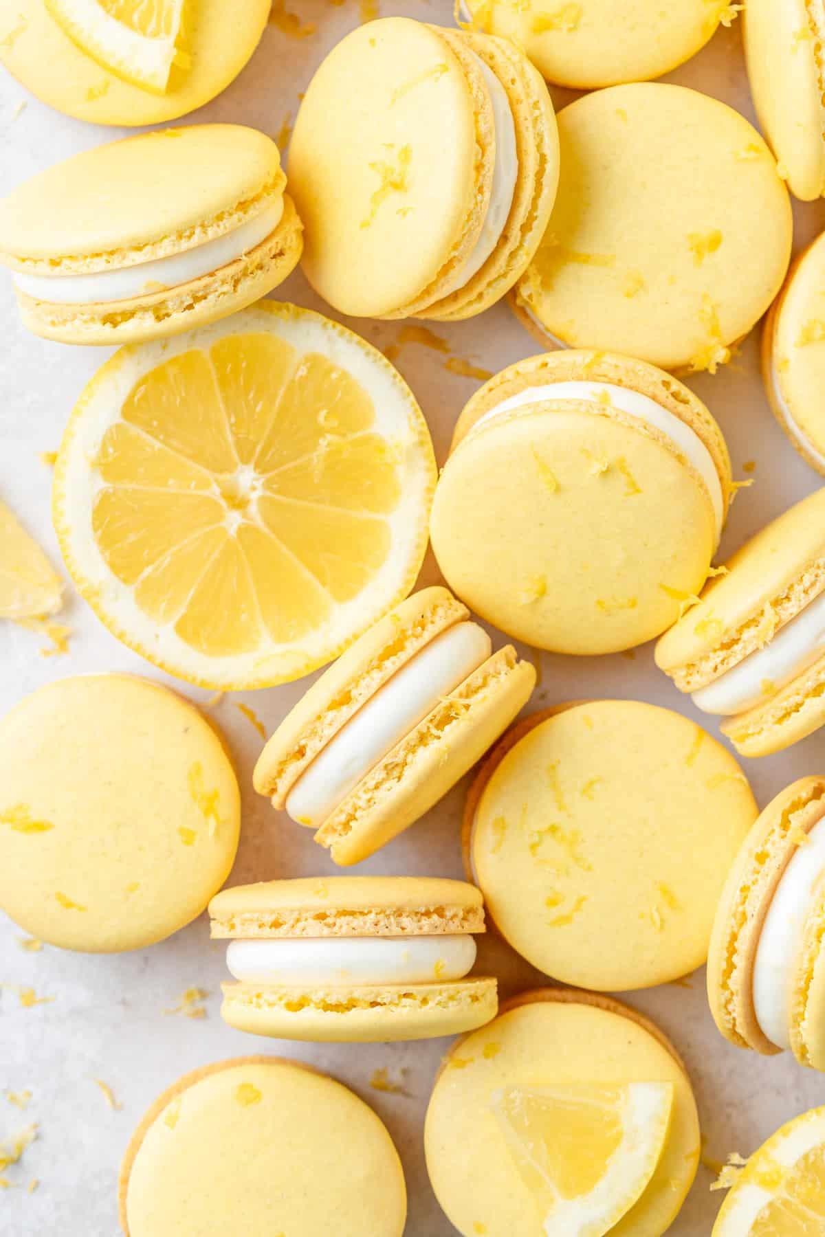 lemon macarons.