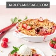 strawberry rhubarb crisp pin.