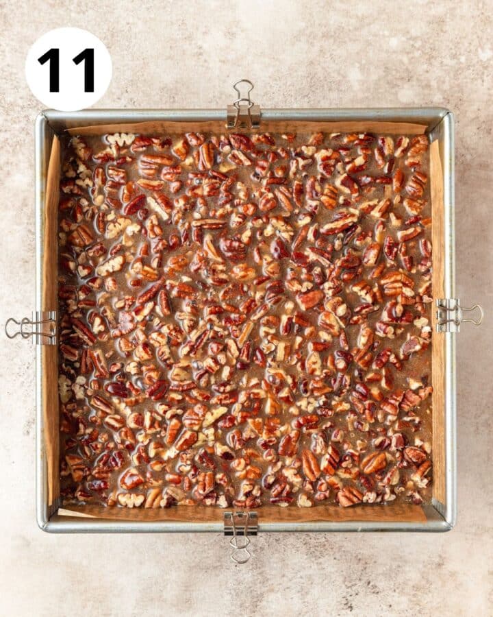 filling poured over pecans.
