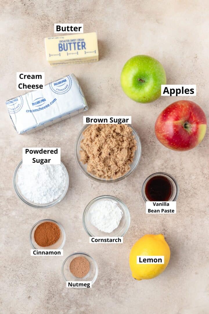apple cinnamon roll ingredients. 